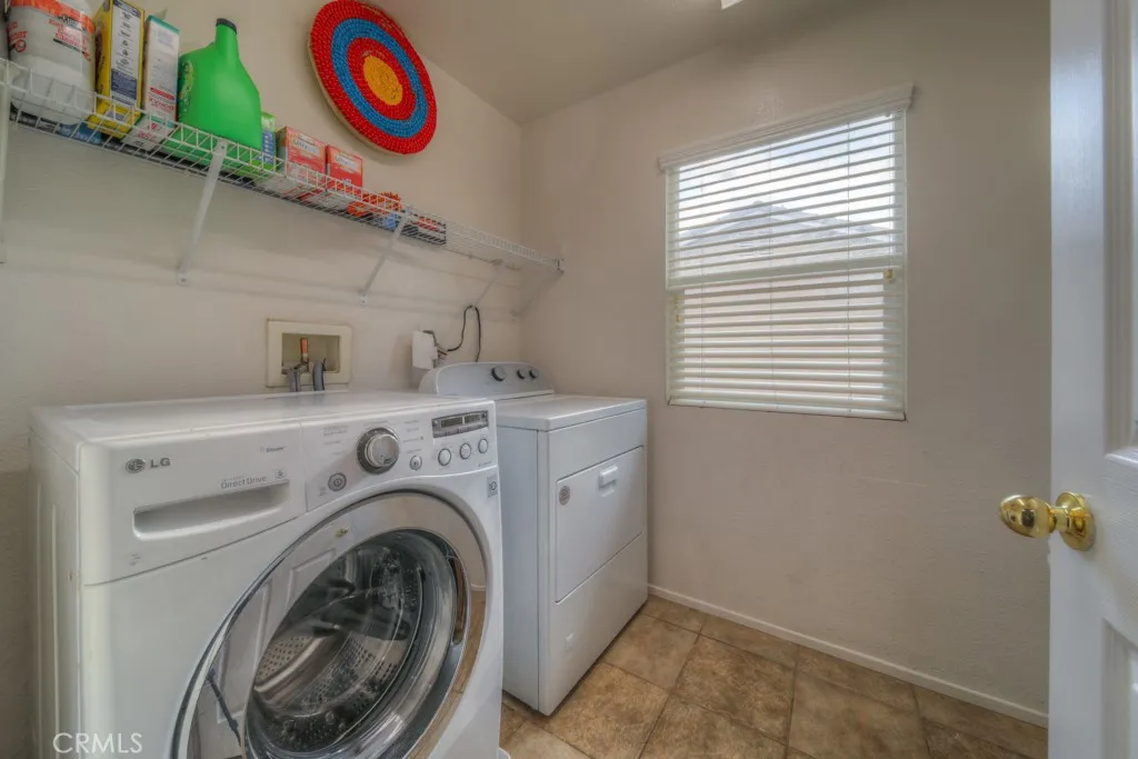 28688 Lavatera Avenue, Murrieta, California 92563 home-pic-24