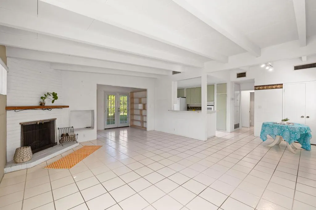 2100 Nicola Road E, Palm Springs, California 92262 home-pic-5