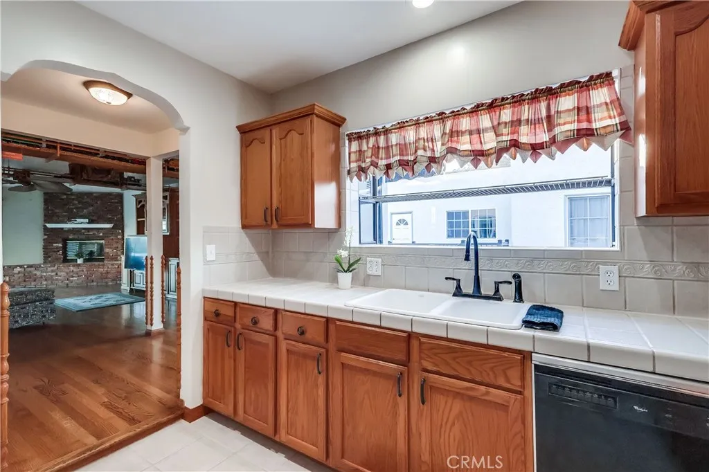 1367 W 21st Street, San Pedro, California 90732 home-pic-16