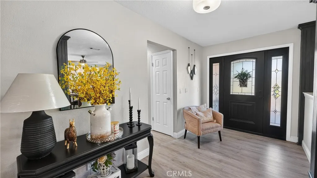 2498 Loveland, Jurupa Valley, California 92509 home-pic-2