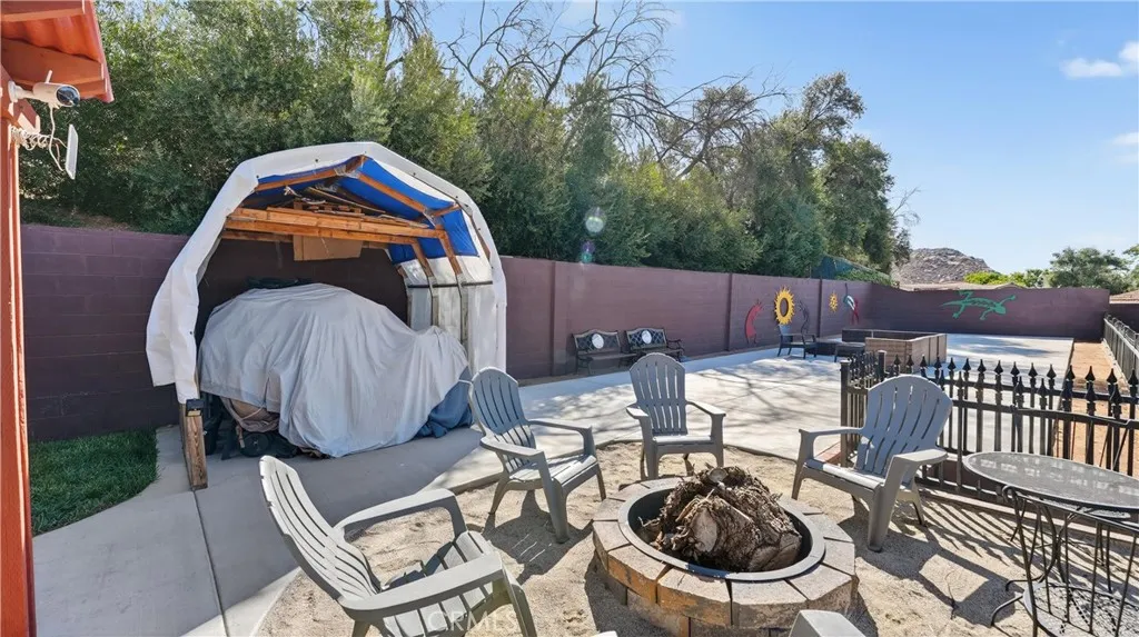 2498 Loveland, Jurupa Valley, California 92509 home-pic-28