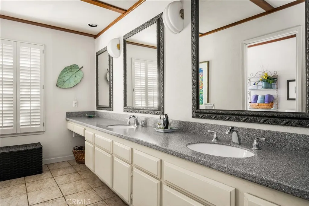 5861 Sunmist Drive, Yorba Linda, California 92886 home-pic-54