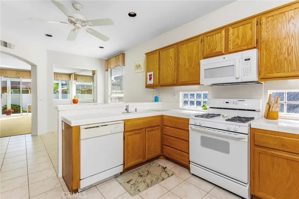 5776 Orange Tree, Banning, California 92220 home-pic-12