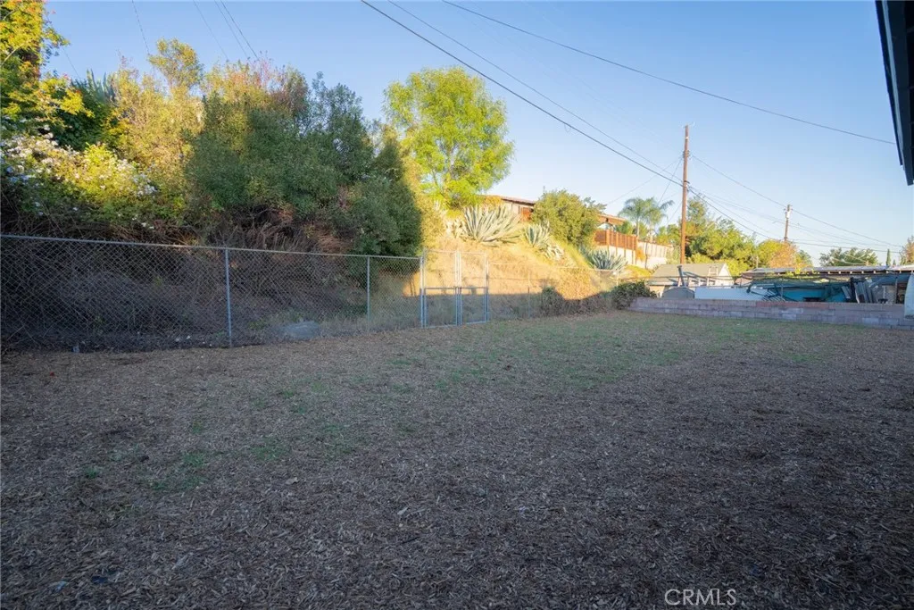 13670 Garrick Avenue, Sylmar, California 91342 home-pic-18