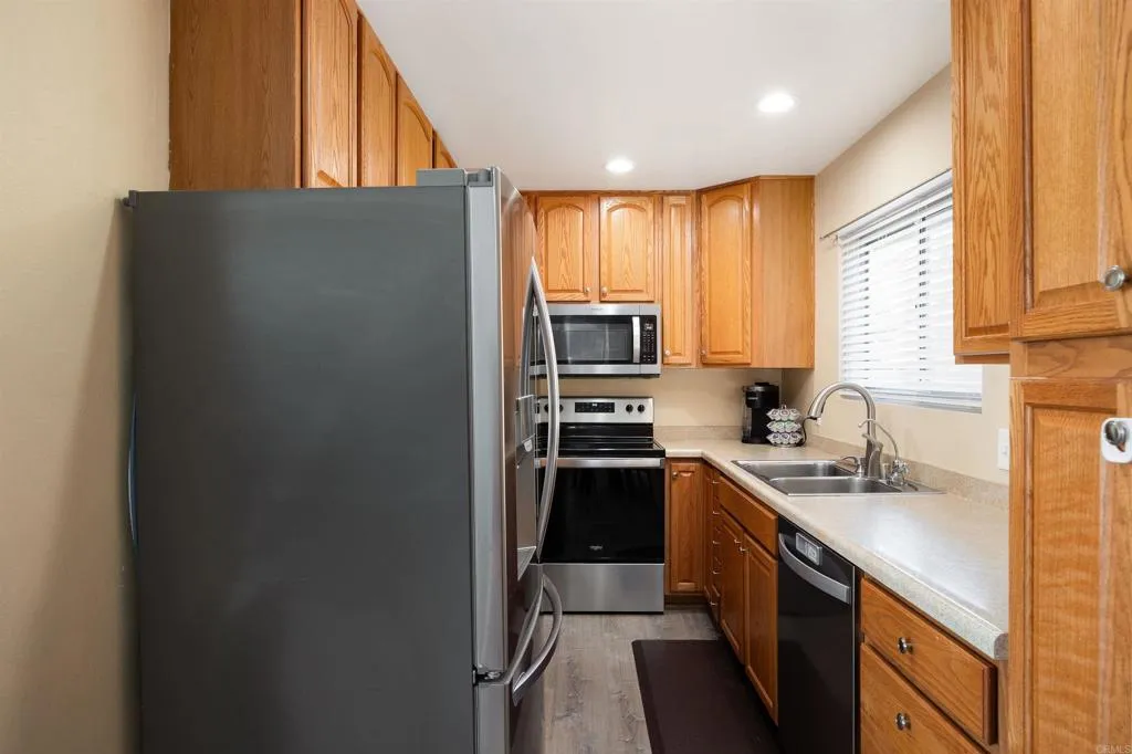 318 Graves Court, El Cajon, California 92021 home-pic-5