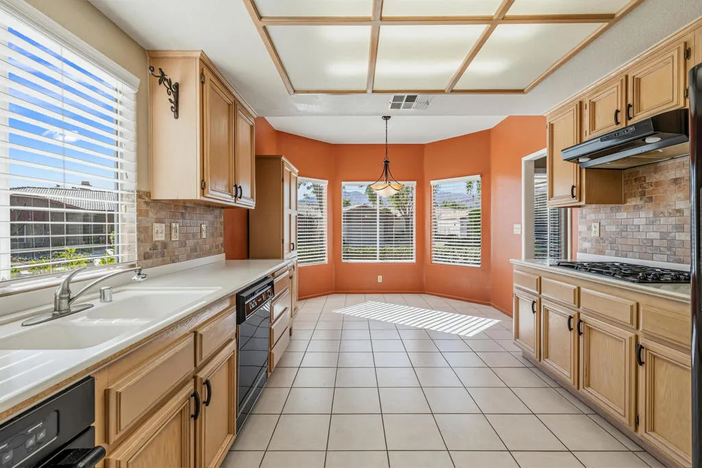 48524 Via Encanto, La Quinta, California 92253 home-pic-17