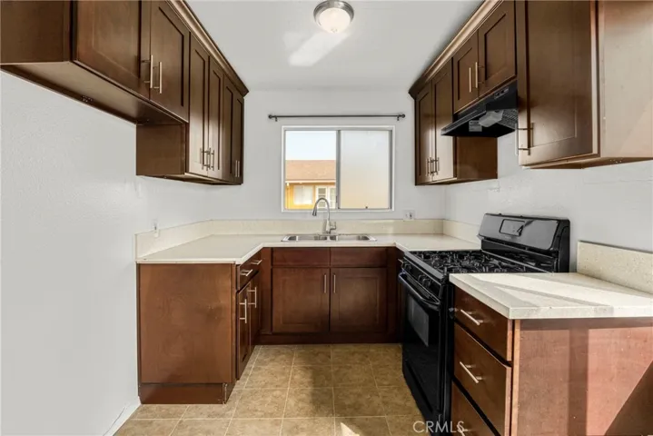 Unit 5 Kitchen