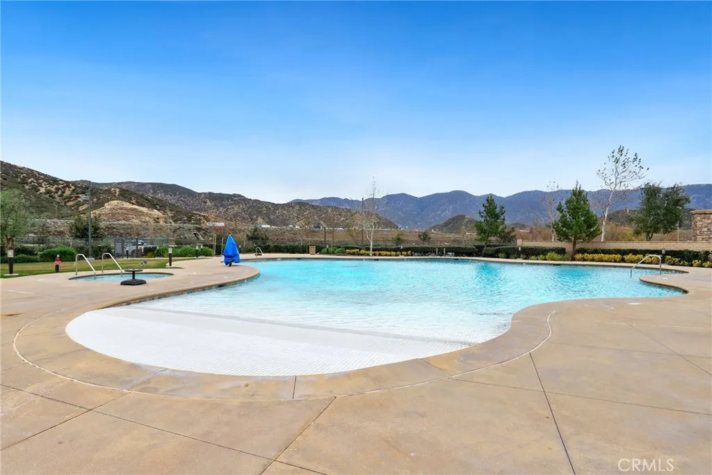 18335 Damiana, Fontana, California 92407 home-pic-20
