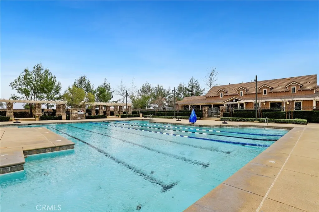 18335 Damiana, Fontana, California 92407 home-pic-21