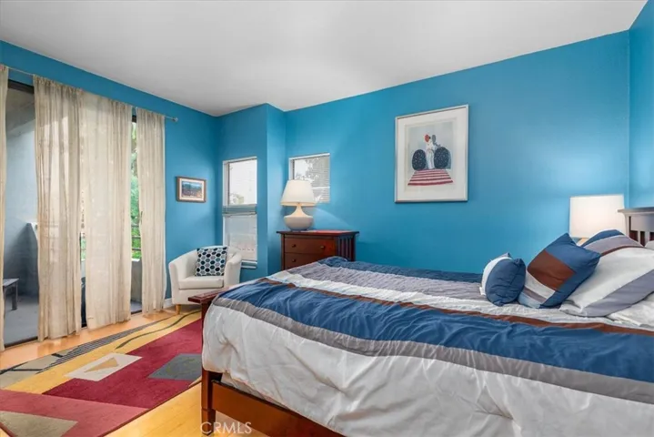 3913 N Virginia Road 203, Long Beach, California 90807