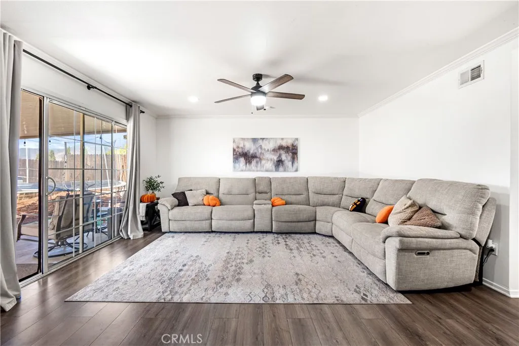 6120 Arden, San Bernardino, California 92404 home-pic-9