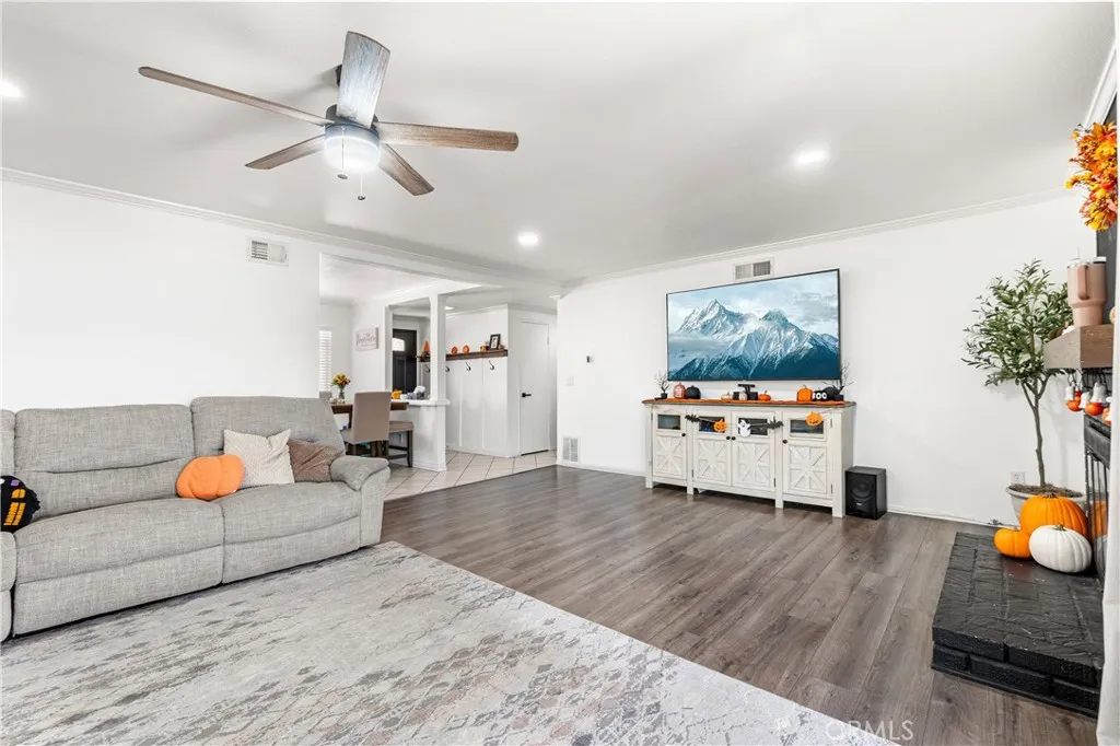 6120 Arden, San Bernardino, California 92404 home-pic-11