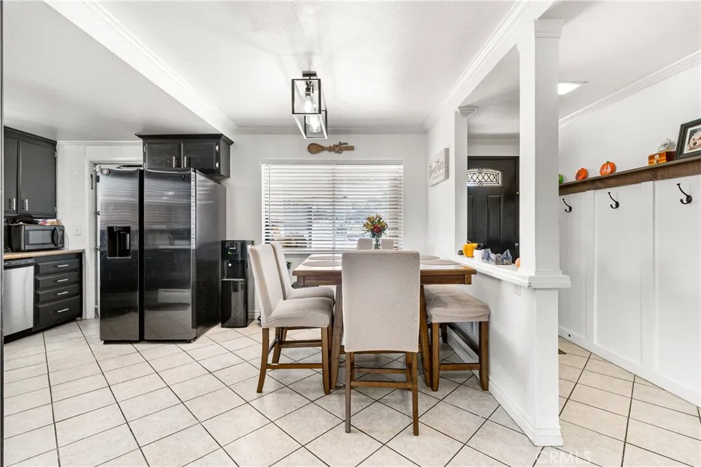 6120 Arden, San Bernardino, California 92404 home-pic-15