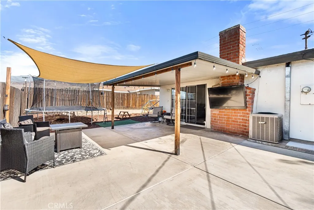 6120 Arden, San Bernardino, California 92404 home-pic-33