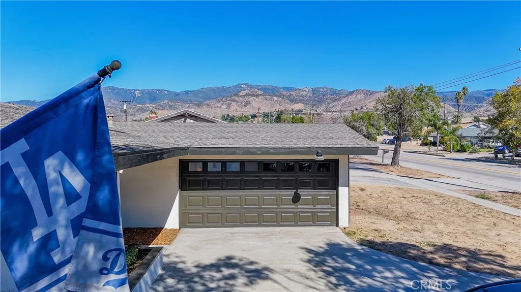 6120 Arden, San Bernardino, California 92404 home-pic-2
