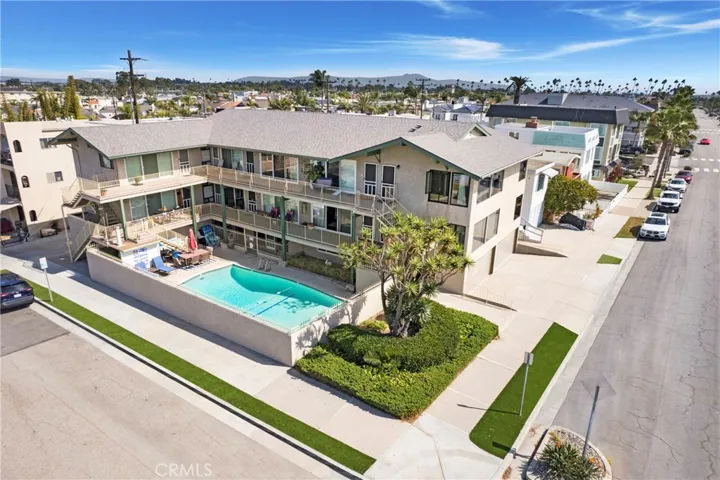 201 Ocean Avenue 11, Seal Beach, California 90740
