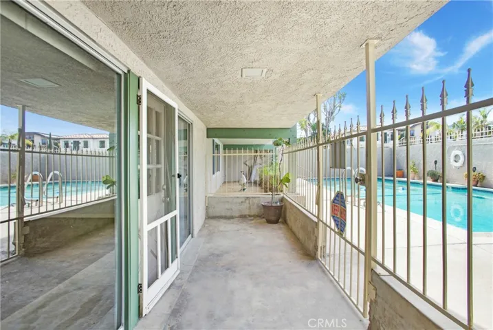 201 Ocean Avenue 11, Seal Beach, California 90740