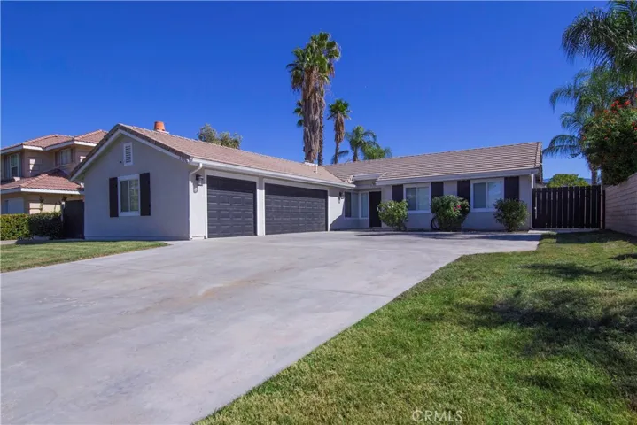 25056 Sansome, Hemet, California 92544