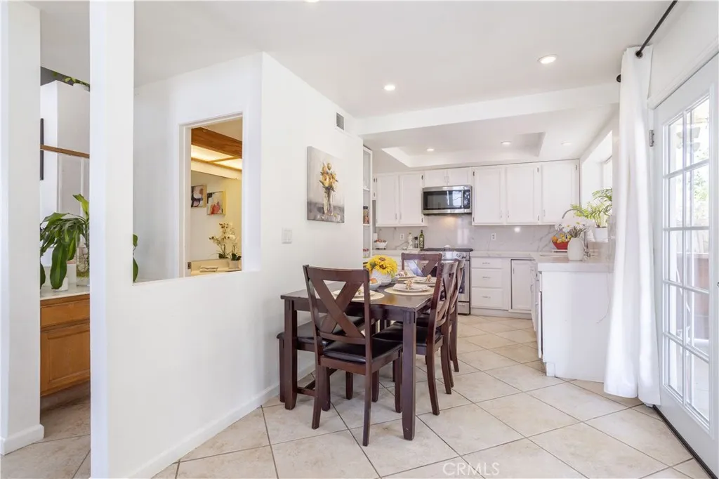 37543 Monarch Street, Palmdale, California 93552 home-pic-11