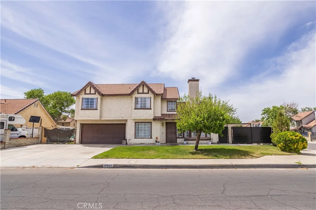 37543 Monarch Street, Palmdale, California 93552 home-pic-2