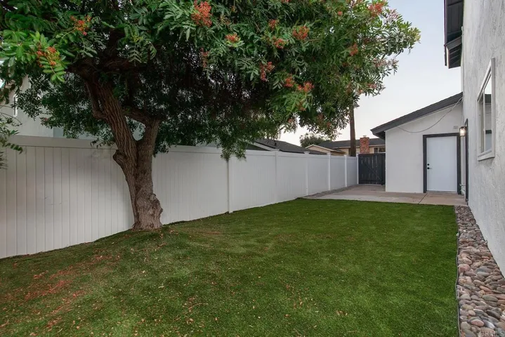 5995 Broadmoor Dr, La Mesa, California 91942