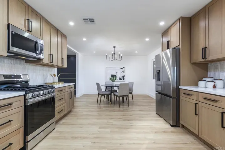 5995 Broadmoor Dr, La Mesa, California 91942