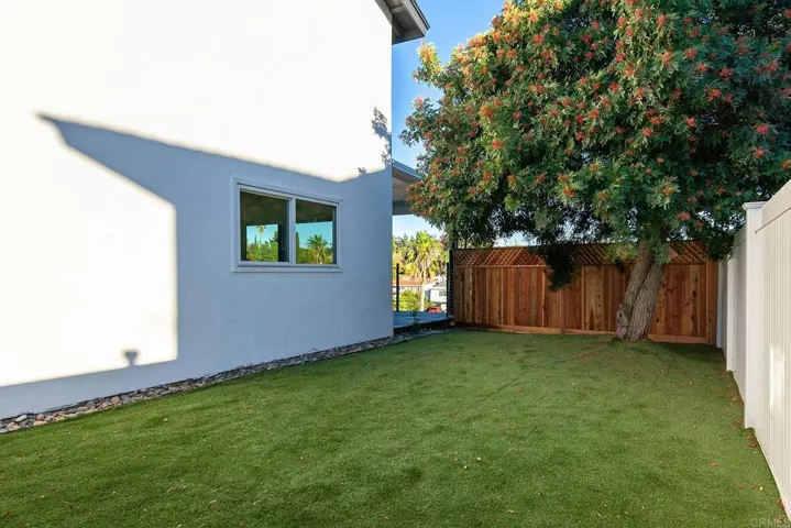 5995 Broadmoor Dr, La Mesa, California 91942