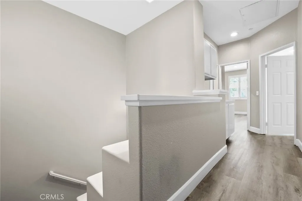 309 Falcon Creek, Irvine, California 92618 home-pic-9