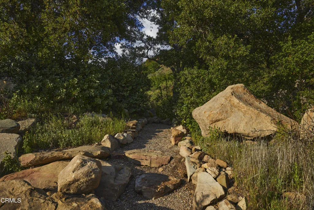12179 Koenigstein Road, Ojai, California 93023 home-pic-13