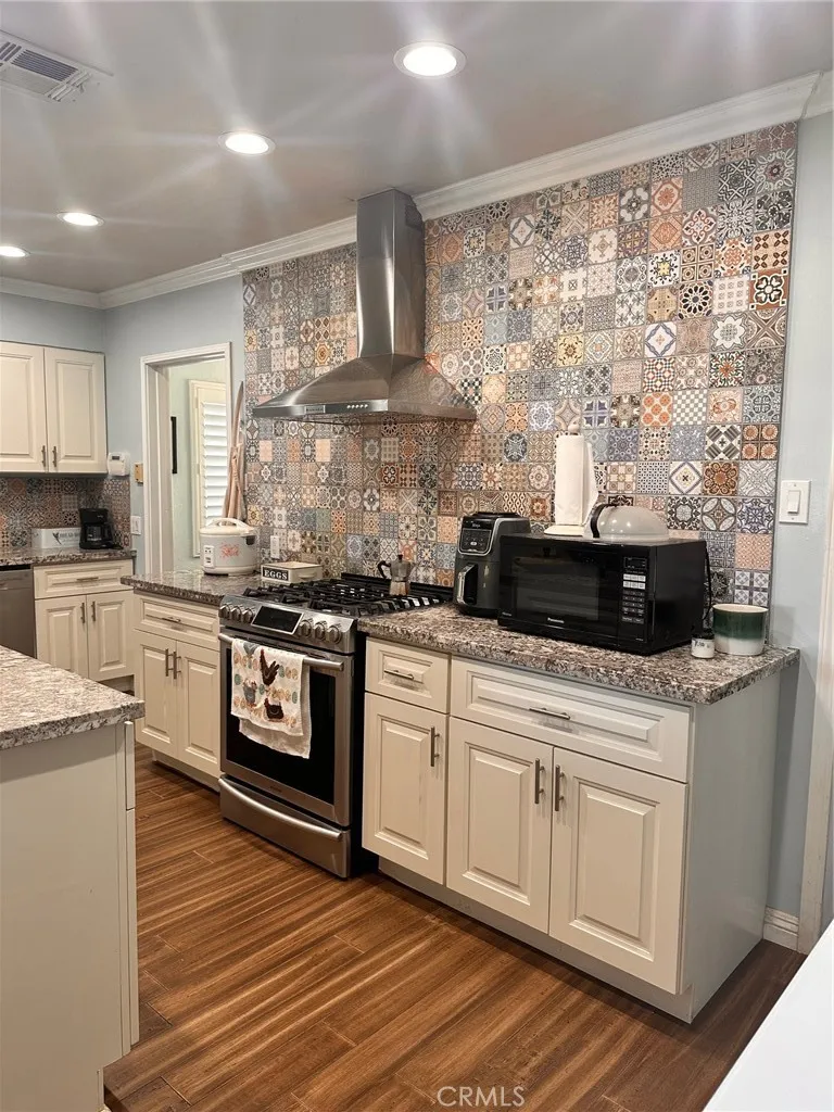 18090 Iris Avenue, Riverside, California 92508 home-pic-19
