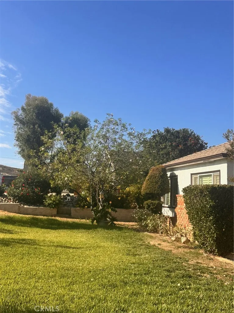18090 Iris Avenue, Riverside, California 92508 home-pic-5