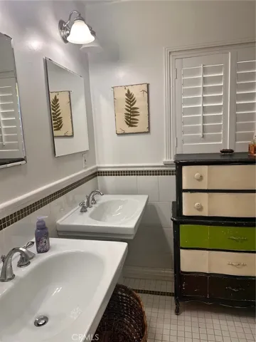 18090 Iris Avenue, Riverside, California 92508