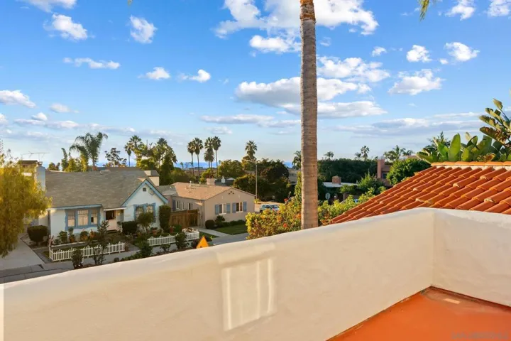 7335 Draper Avenue, La Jolla, California 92037