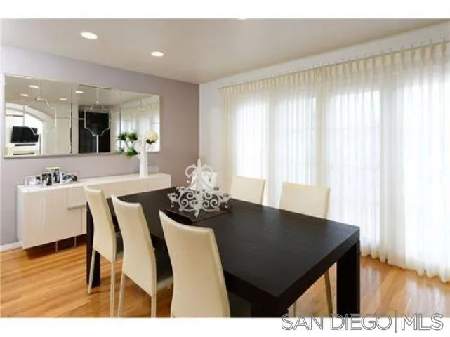 7335 Draper Avenue, La Jolla, California 92037
