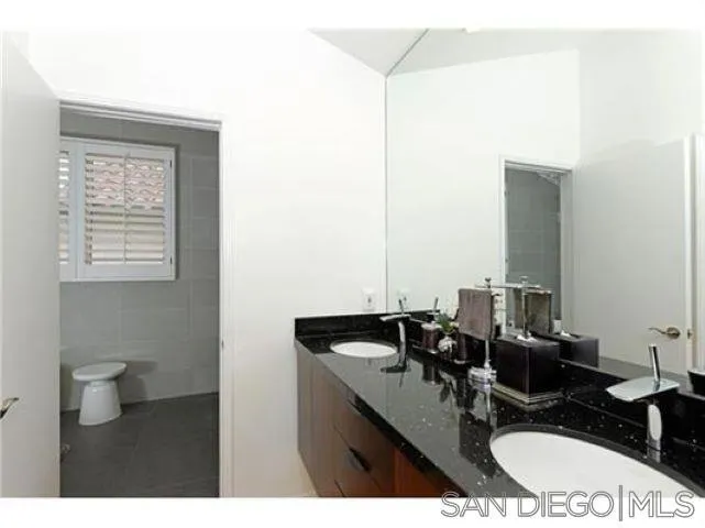 7335 Draper Avenue, La Jolla, California 92037