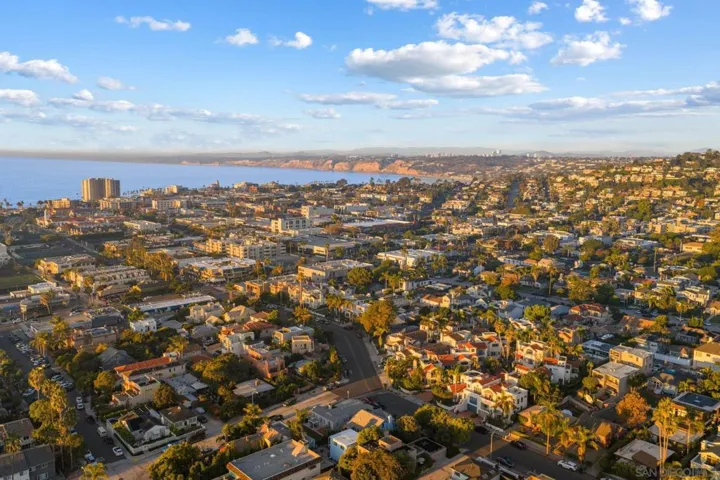 7335 Draper Avenue, La Jolla, California 92037