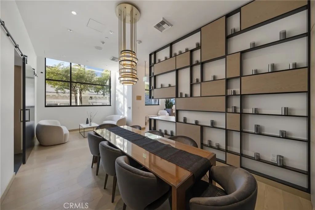 400 S Broadway 924, Los Angeles, California 90013 home-pic-11