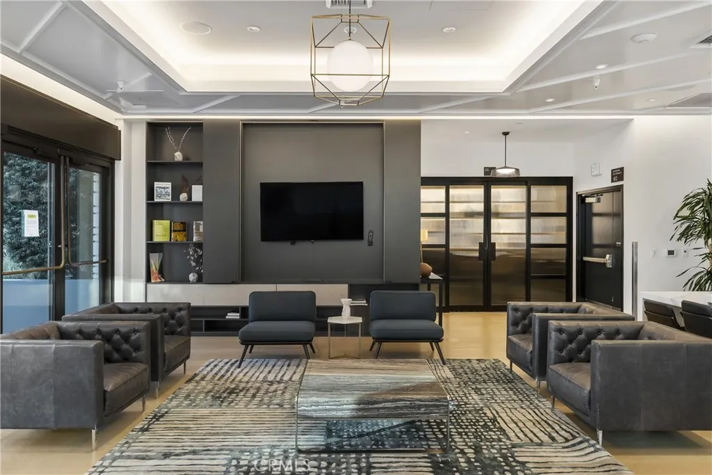 400 S Broadway 924, Los Angeles, California 90013 home-pic-2