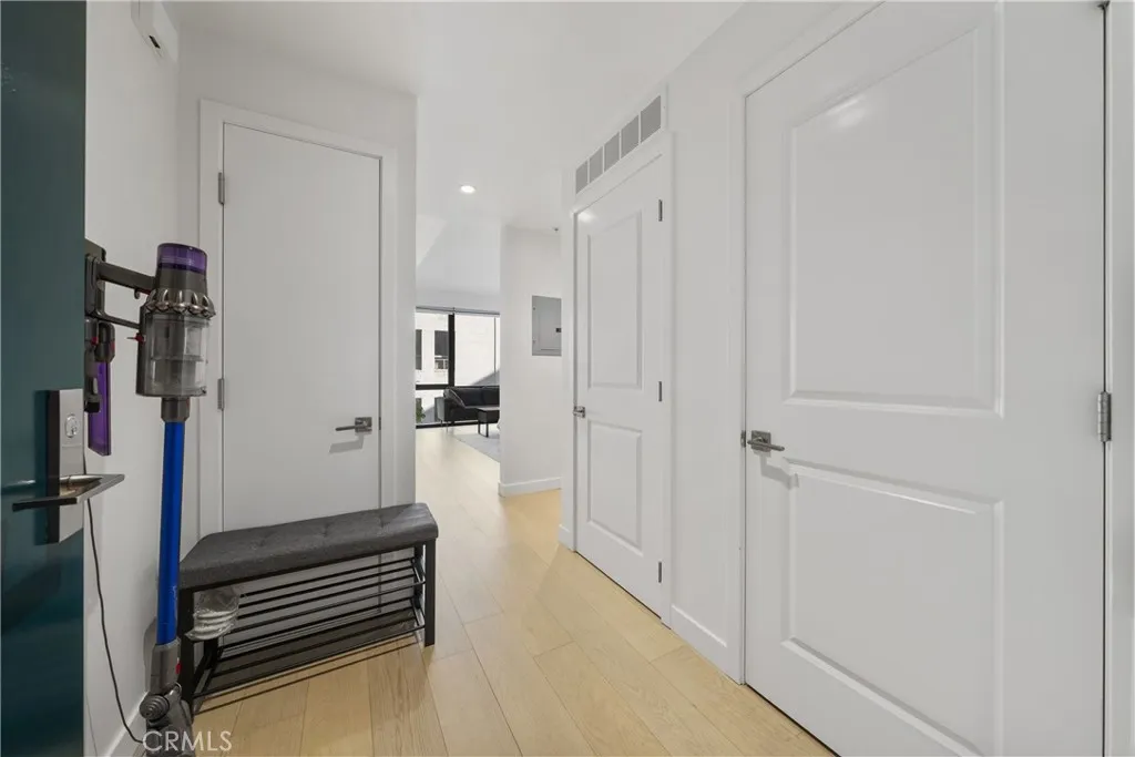 400 S Broadway 924, Los Angeles, California 90013 home-pic-8