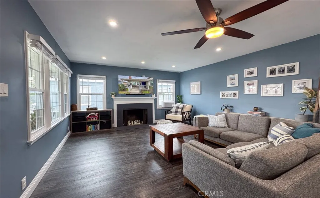 161 E Allington Street, Long Beach, California 90805 home-pic-3