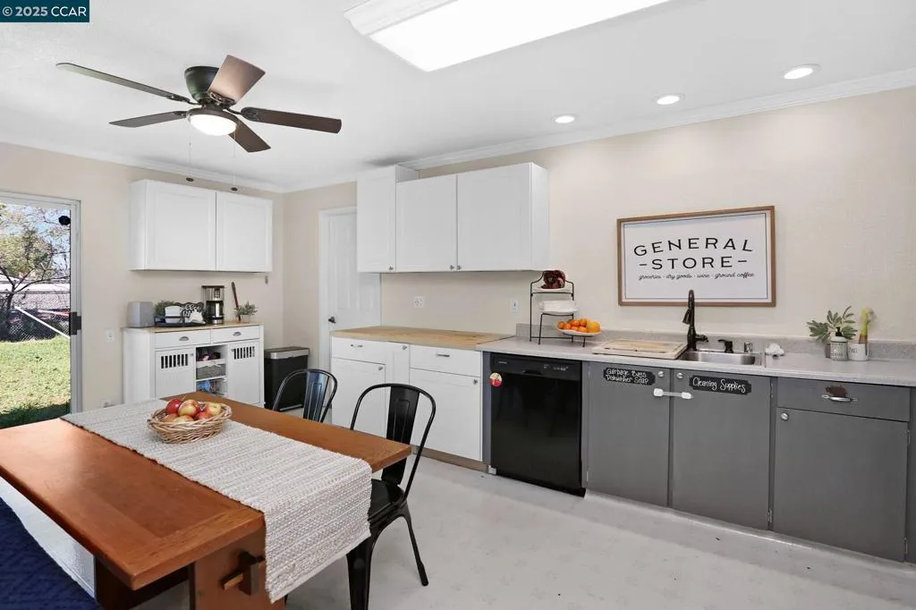 2745 Minert Rd, Concord, California 94518 home-pic-9
