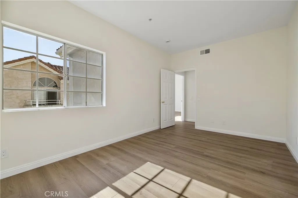 14039 Astoria, Sylmar, California 91342 home-pic-37