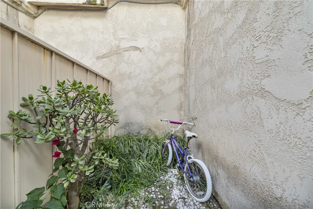 14039 Astoria, Sylmar, California 91342 home-pic-13