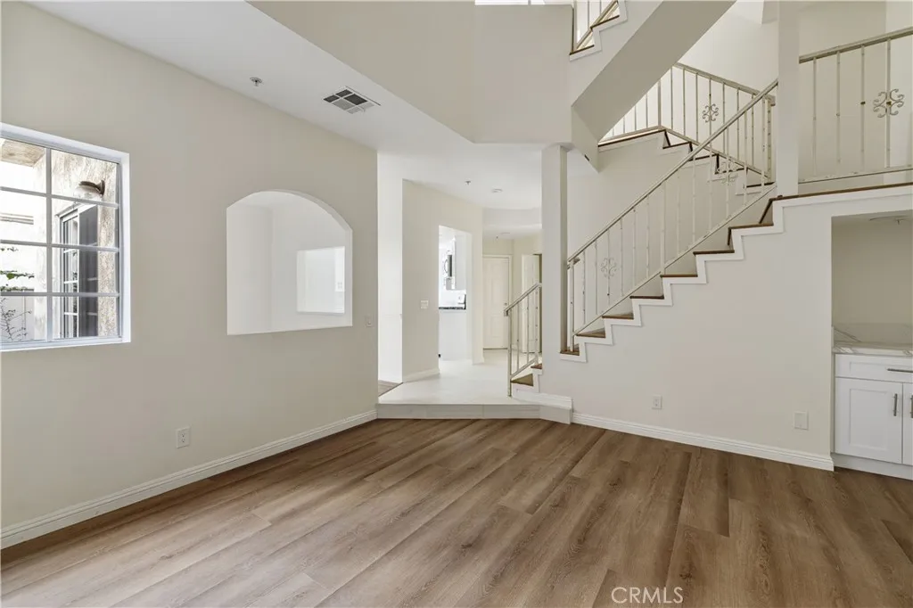 14039 Astoria, Sylmar, California 91342 home-pic-15