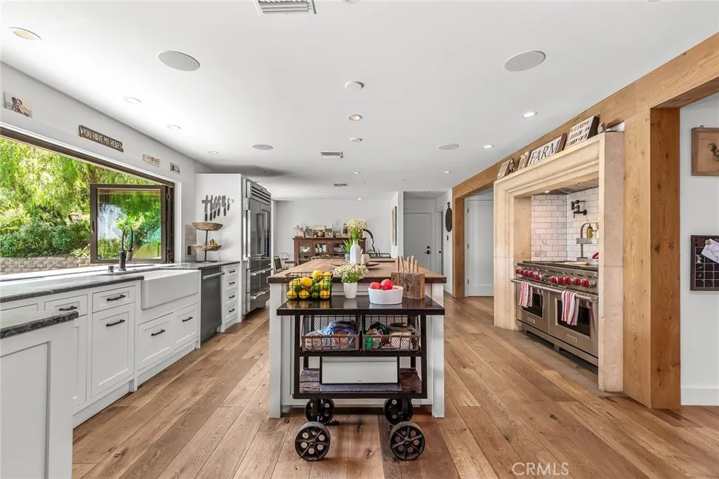 5207 Saddle Creek Road, Hidden Hills, California 91302 home-pic-9