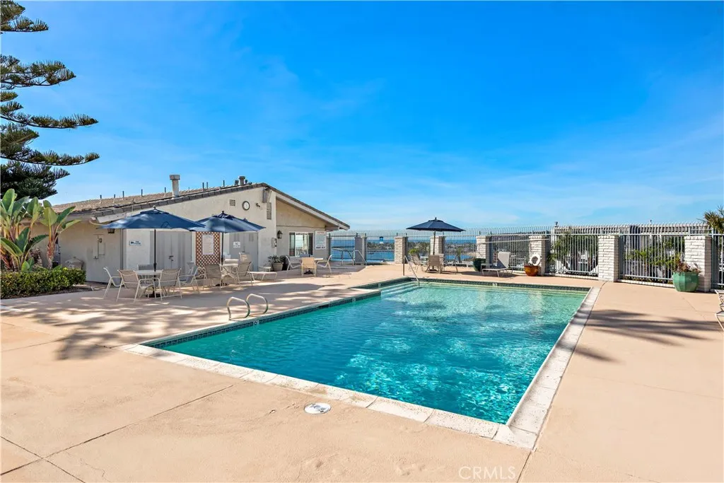 26056 Vista Drive E 64, Dana Point, California 92624 home-pic-47
