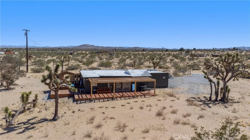 2750 Gibralter Road, Landers, California 92285 home-pic-48