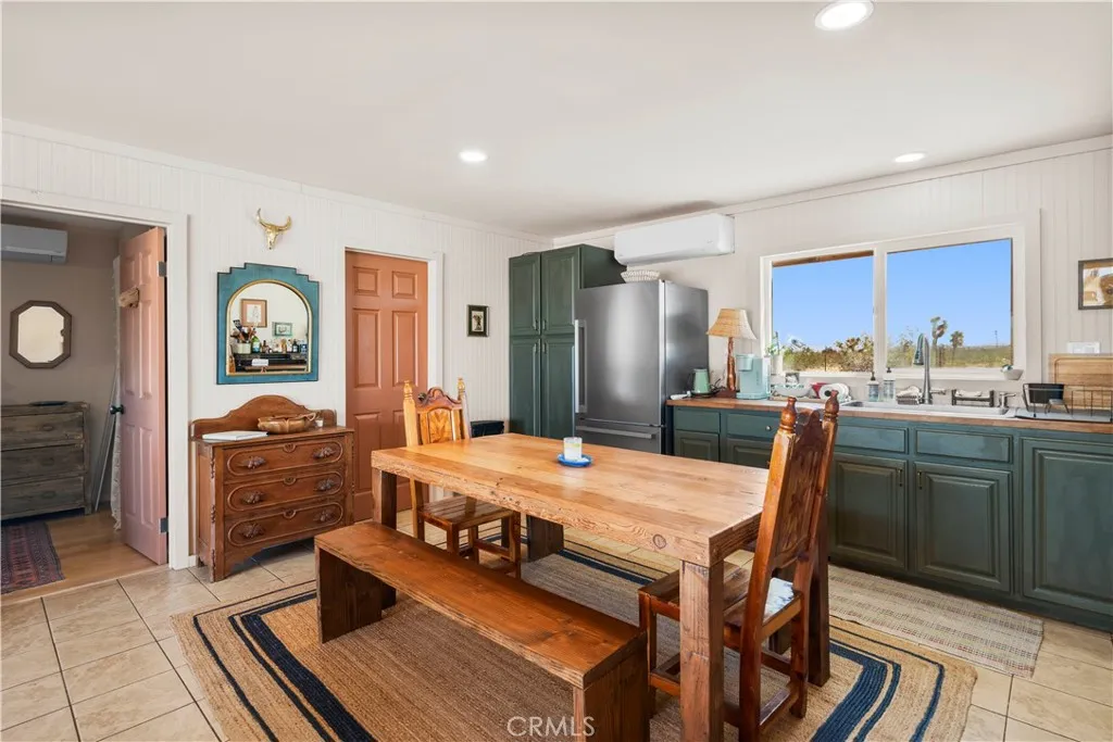 2750 Gibralter Road, Landers, California 92285 home-pic-12