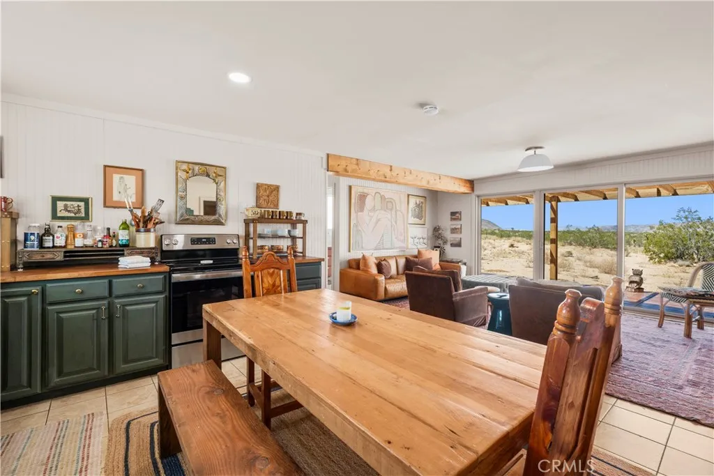 2750 Gibralter Road, Landers, California 92285 home-pic-14
