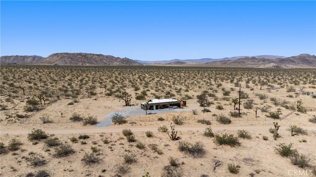 2750 Gibralter Road, Landers, California 92285 home-pic-52